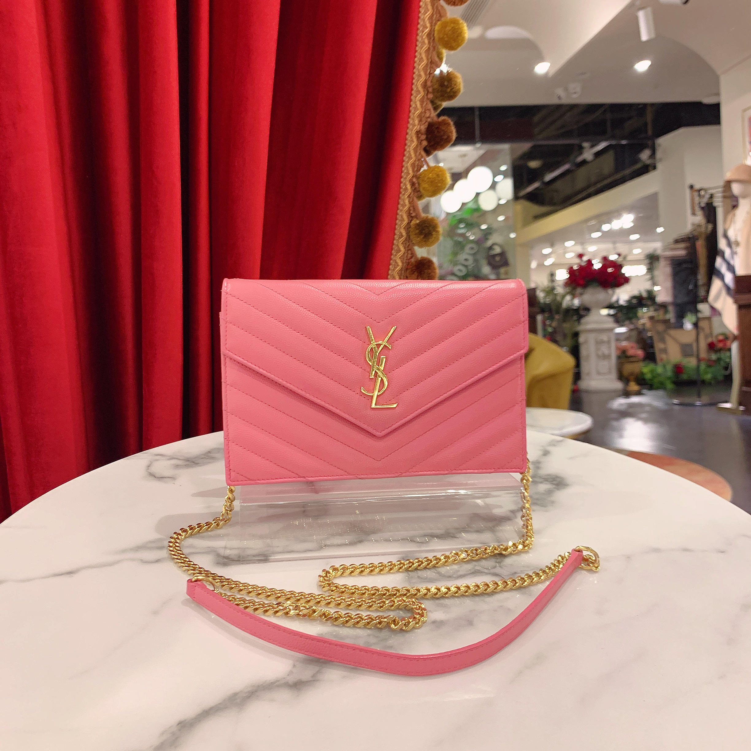 95新 YSL/圣罗兰 GGS圣罗兰信封包小号粉色金扣荔枝牛皮24362937