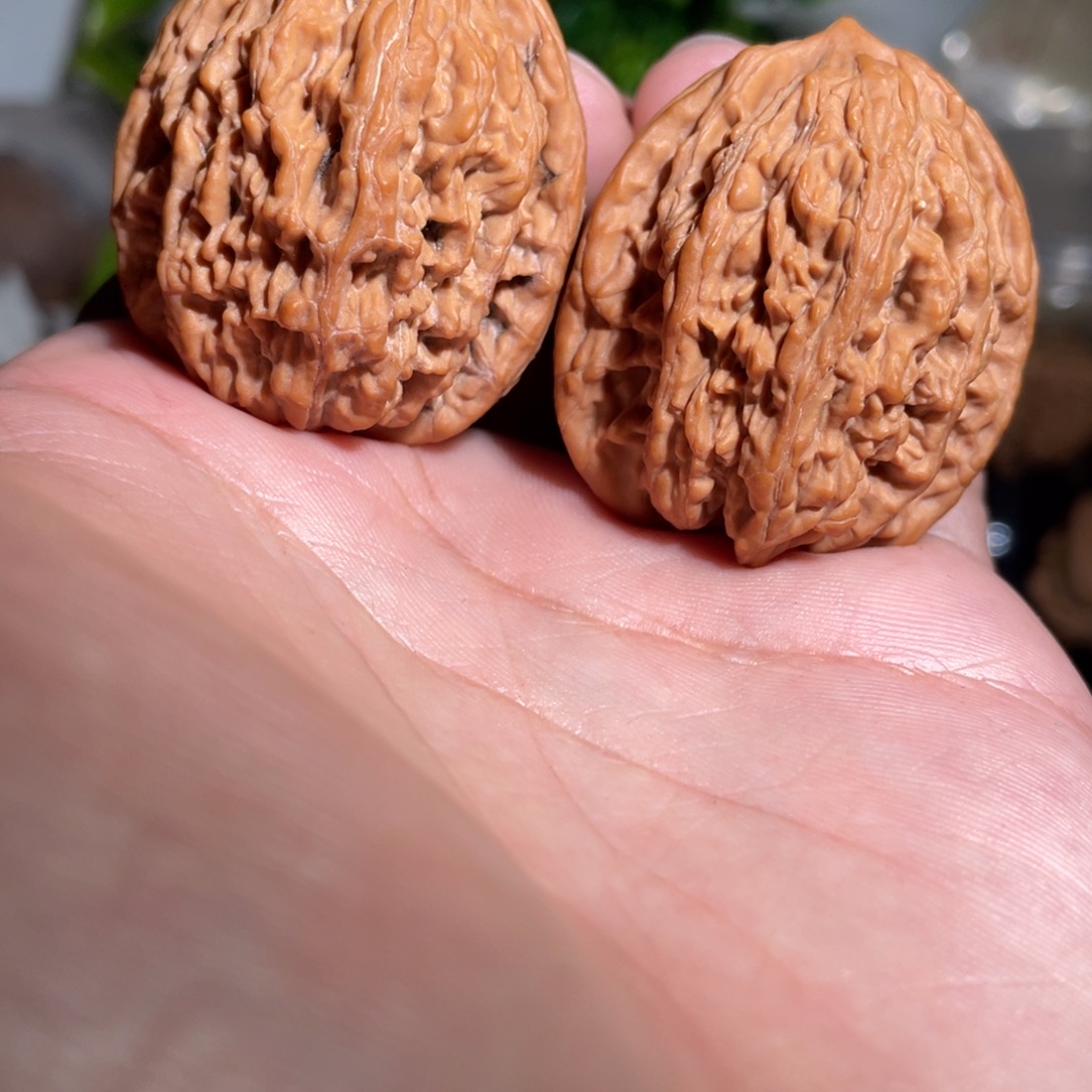 秦***.把件文玩核桃35麦虎