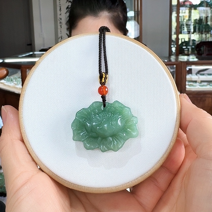 密玉（石英质玉）未镶嵌吊坠