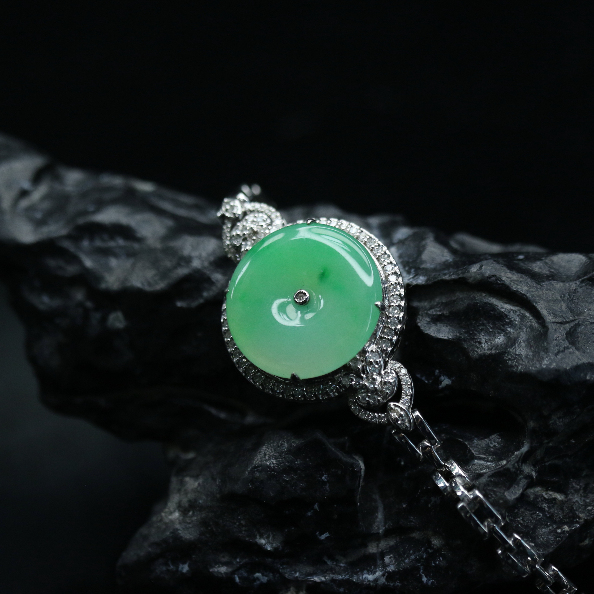 16天然缅甸翡翠A货18k手链/700754/北京中保拍卖