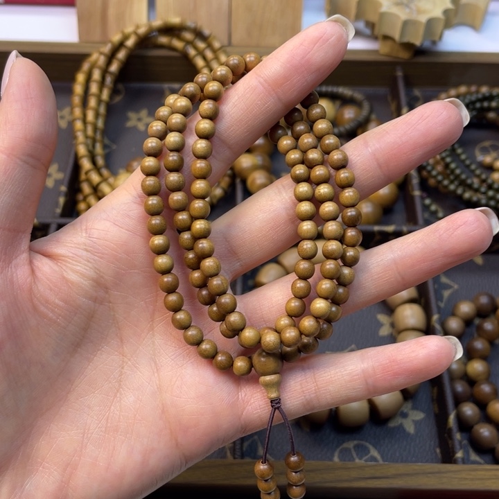 手串/手链檀香木上播福利。 0.5黑肉顺纹奶香多圈