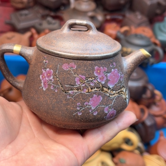 紫砂茶壶瑕疵……………………