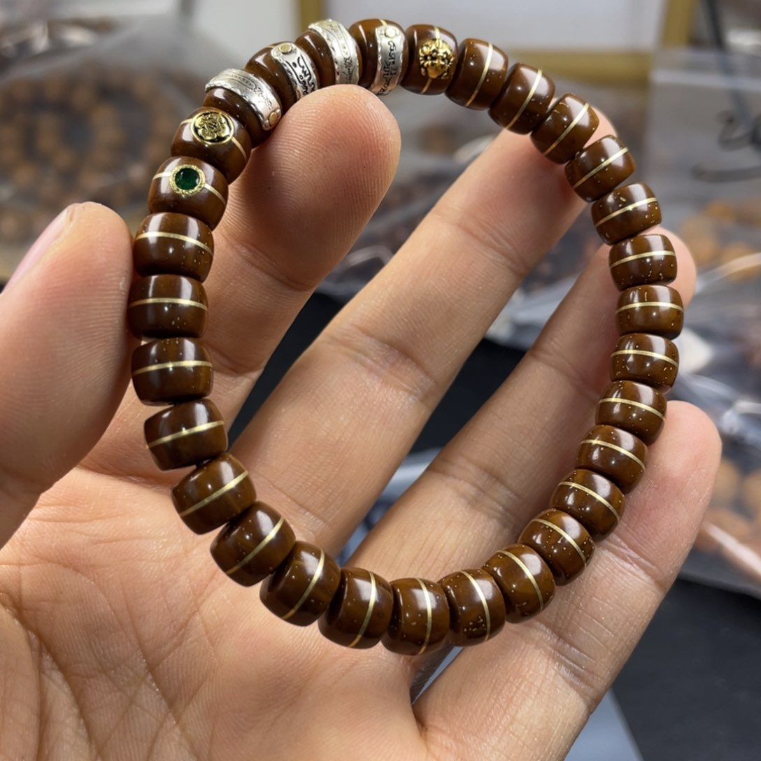 猴头核桃吊坠爱**、别有情趣