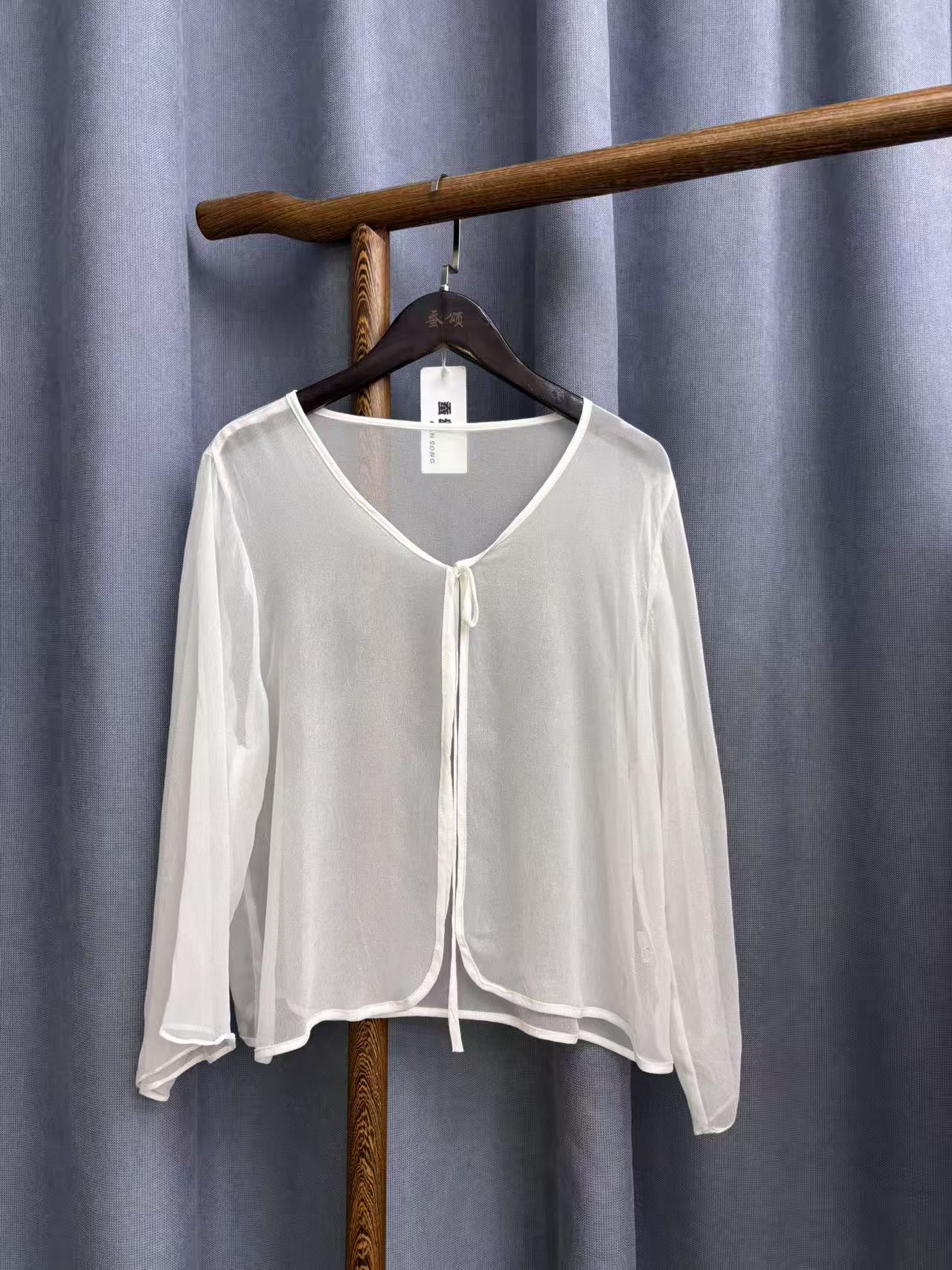 2025夏季新款真丝桑蚕丝披肩短款百搭白色外套女A140