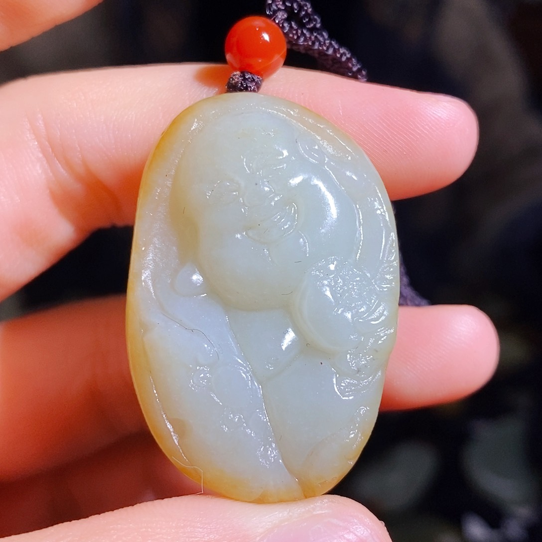 和田玉颈饰未镶嵌