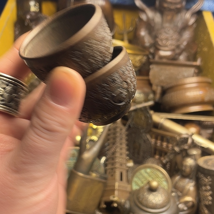 诚信经营铜器摆件