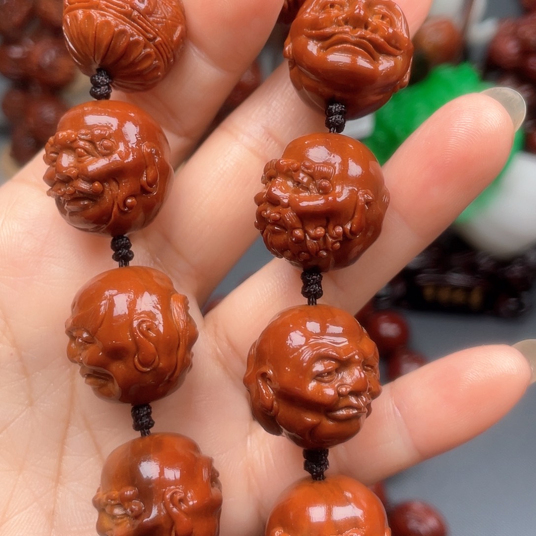 　***念手串橄榄核十八罗汉