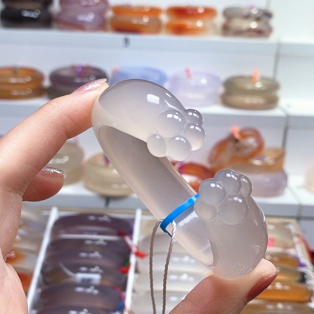 玛瑙/玉髓手镯未镶嵌