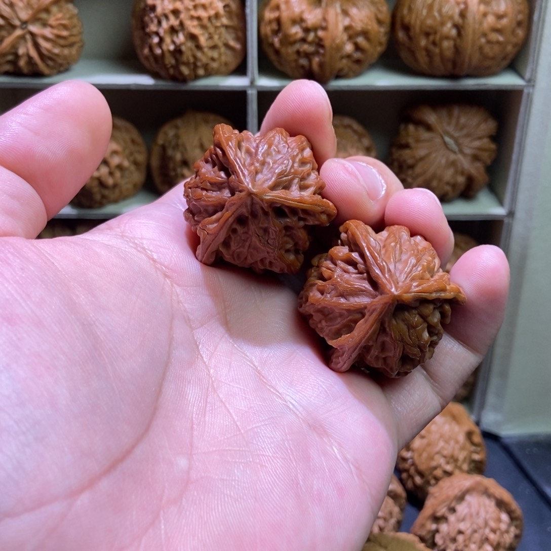 吊坠文玩核桃盘山三棱35