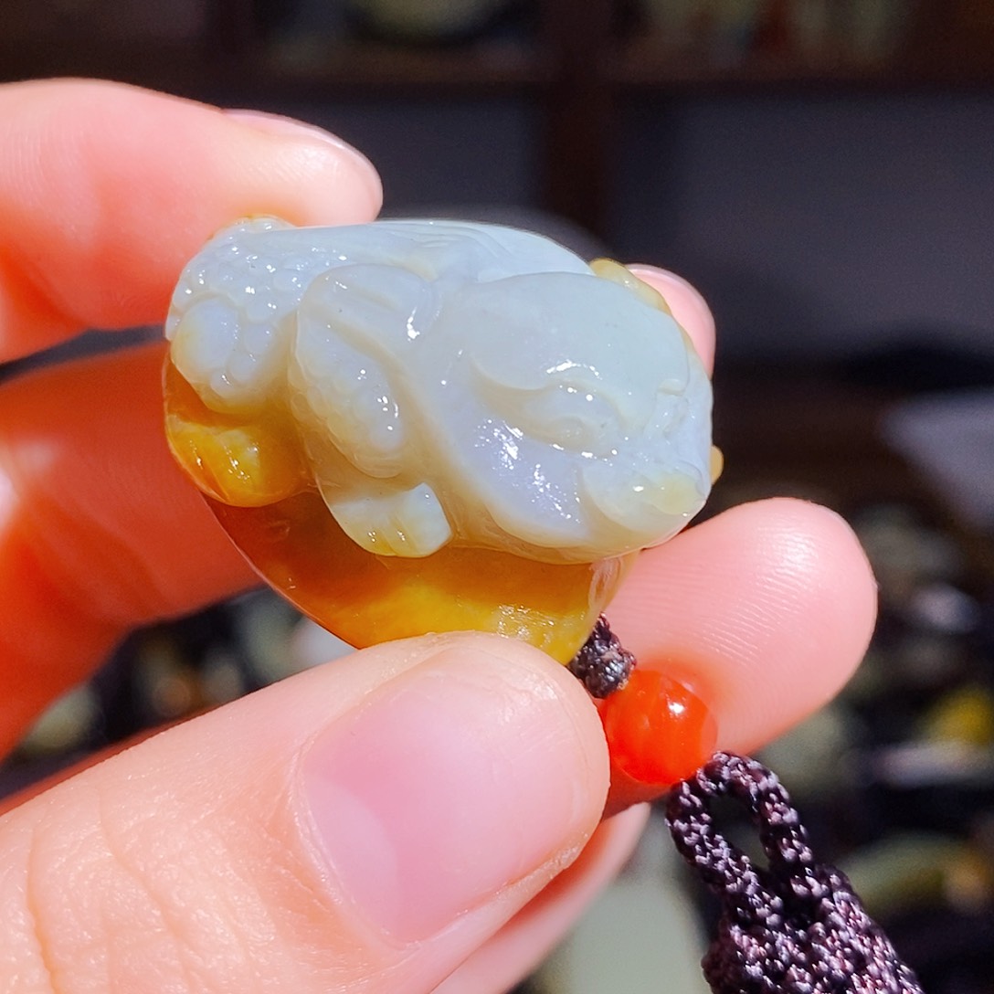 和田玉颈饰未镶嵌