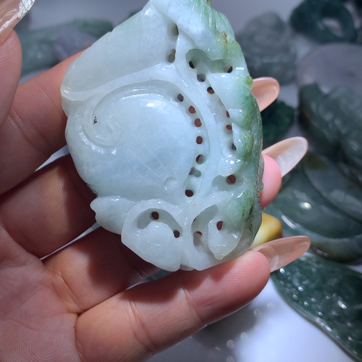 翡翠未镶嵌颈饰保真天然A货翡翠