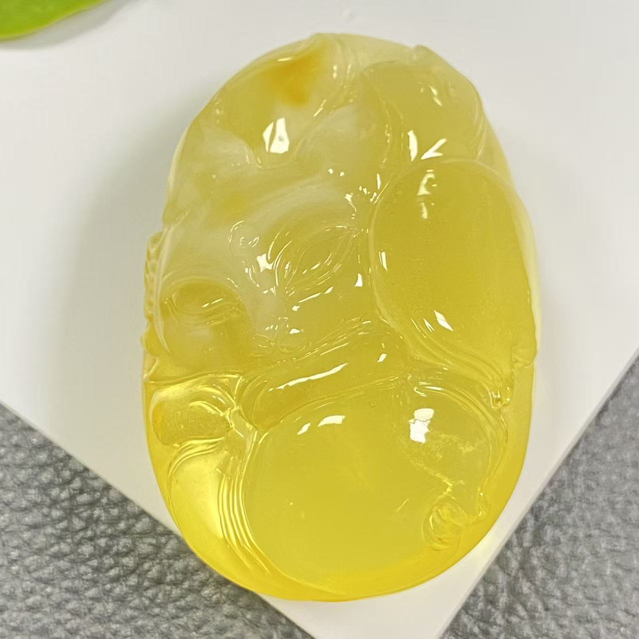 「戴琴珠宝」Q1137-蜜蜡雕刻件吊坠（多样性发其一）