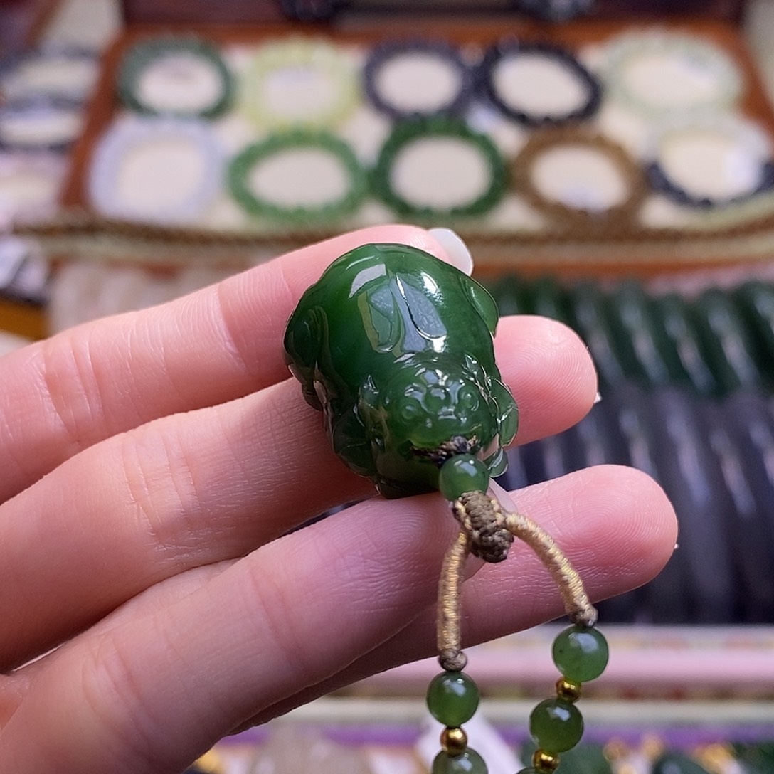 颈饰未镶嵌和田玉碧玉貔貅吊坠