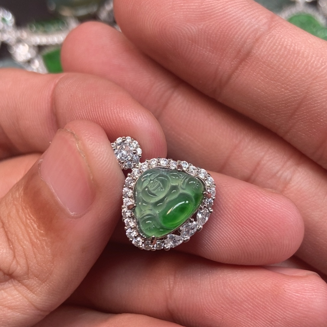 翡翠未镶嵌吊坠(不含链)