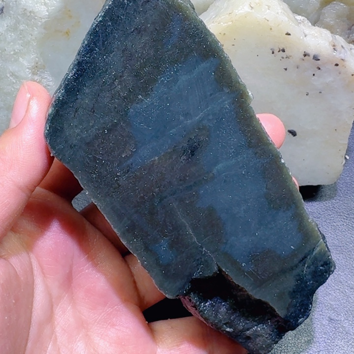 和田玉未镶嵌珠宝半成品