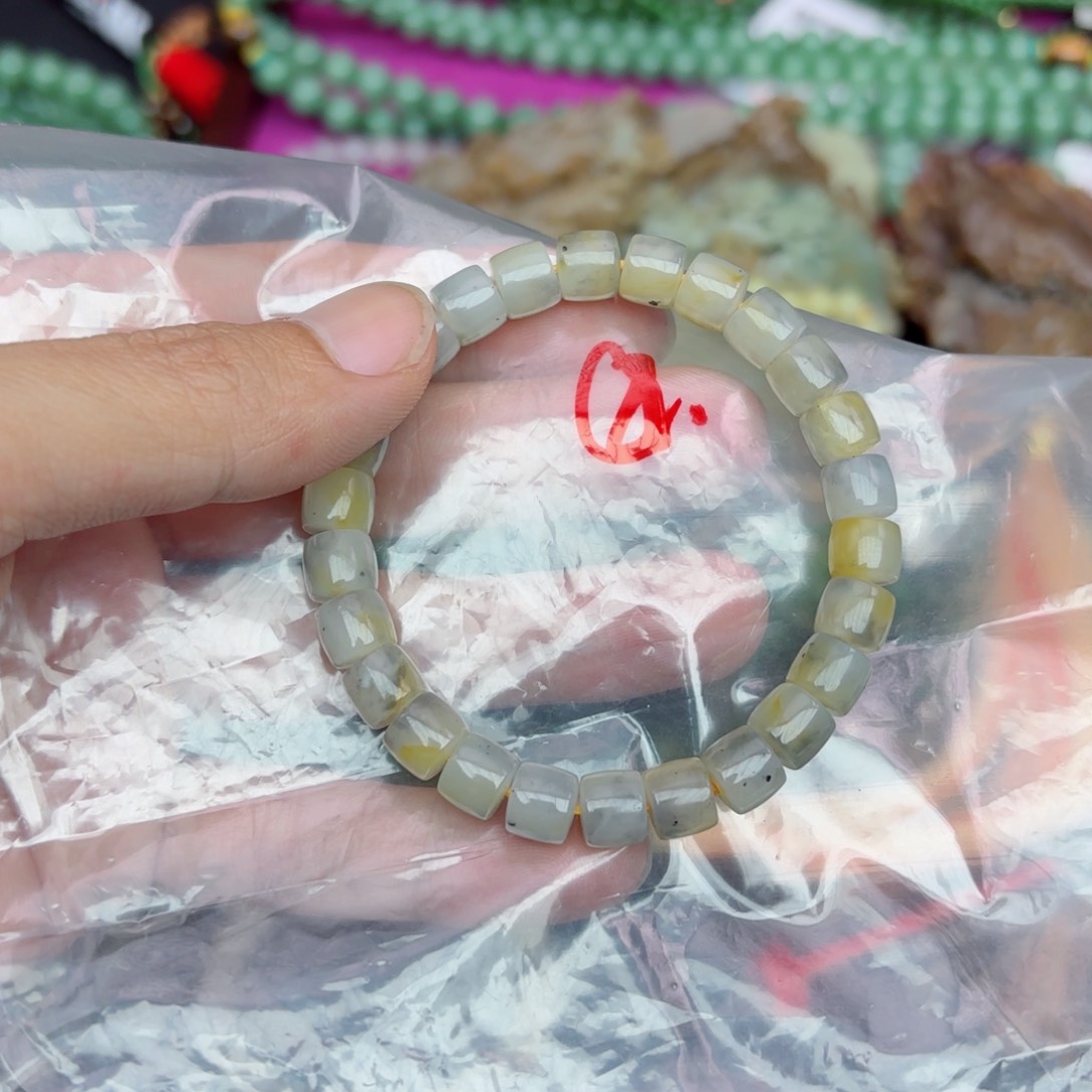 和田玉手链未镶嵌