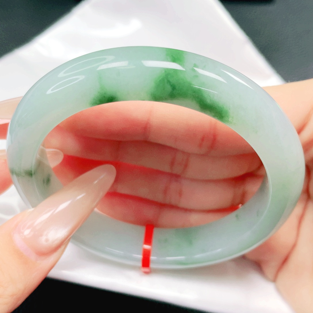 翡翠未镶嵌手镯57