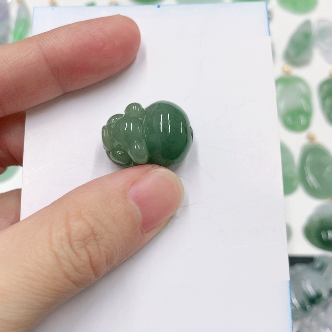 翡翠颈饰未镶嵌1212121212