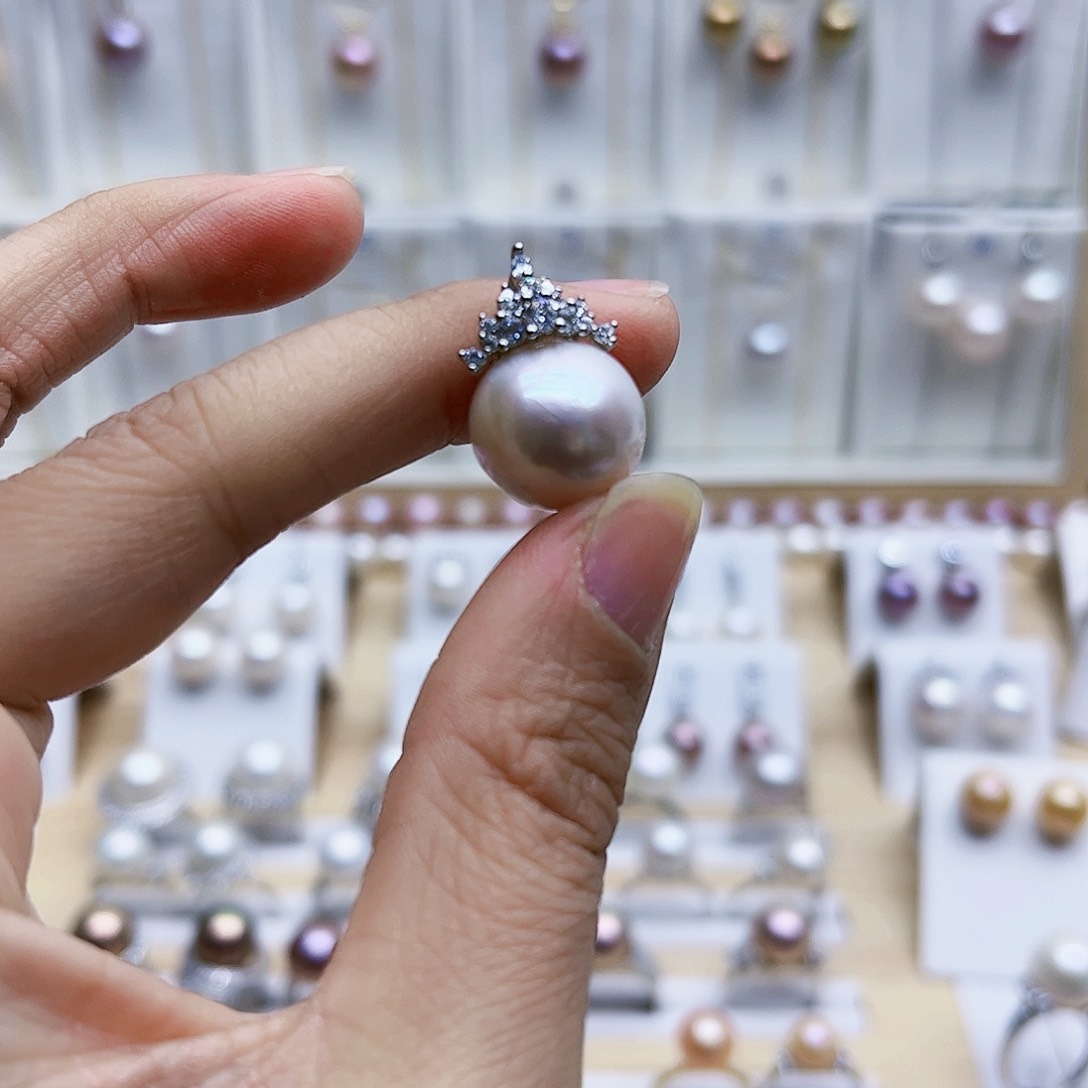 淡水珍珠颈饰合金