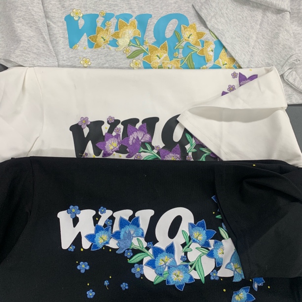 w8胸口花卉刺绣印花短袖t恤