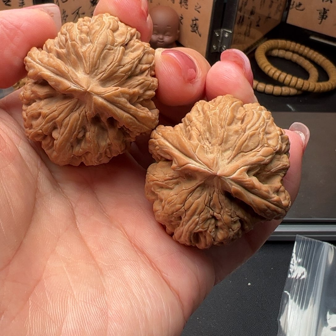 文玩核桃把件红锦鲤41全品