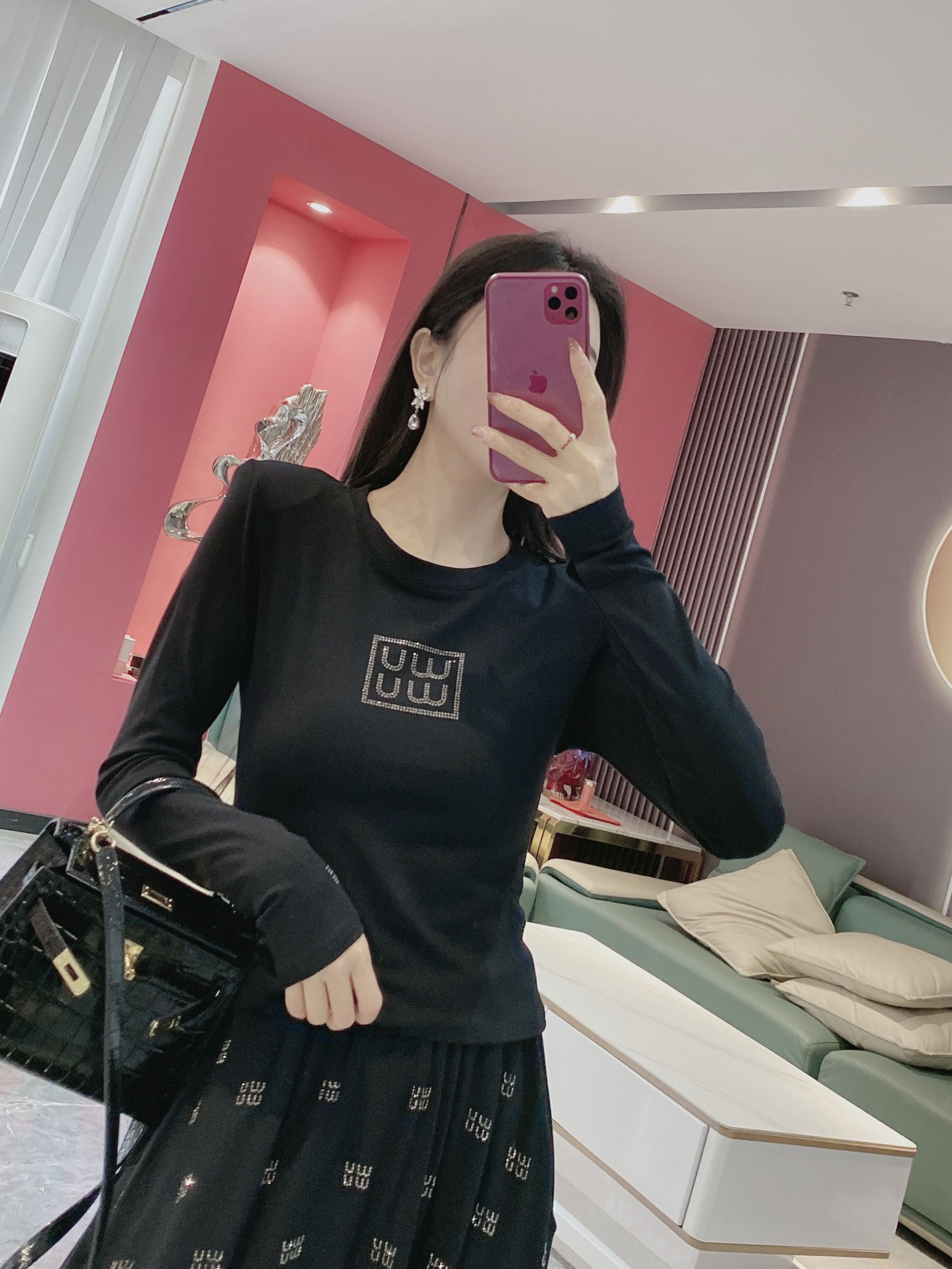 【金皇橦颜】长袖字母圆领弹力T恤8312