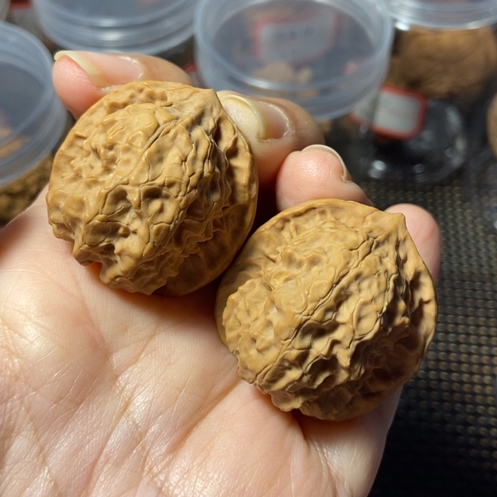 吊坠文玩核桃白蛇骨