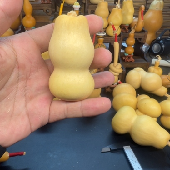 半***翠葫芦葫芦等经济作物生长迅速发展