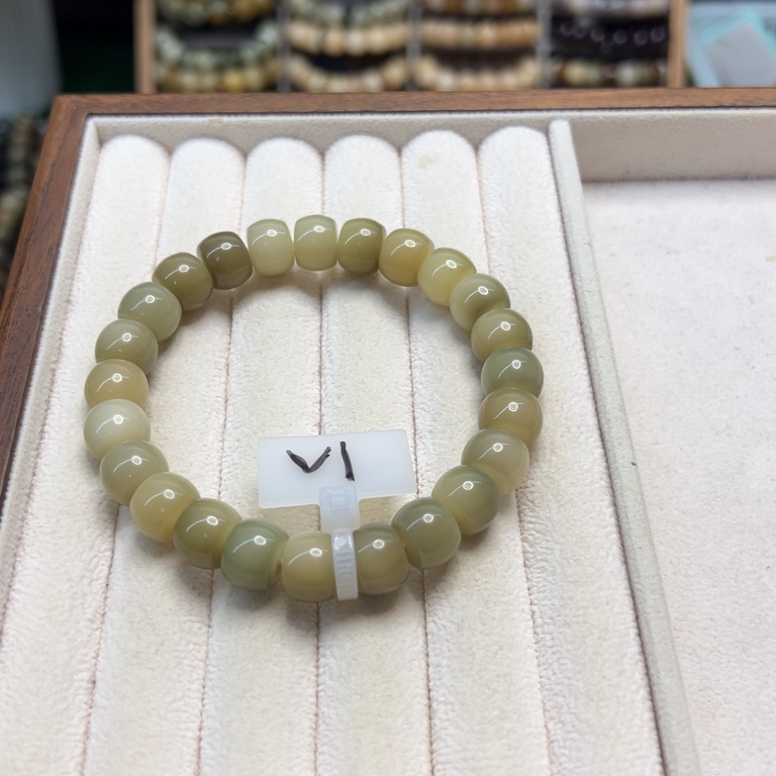 菩提根/象牙果手串卡11烟青直切玉化微瑕