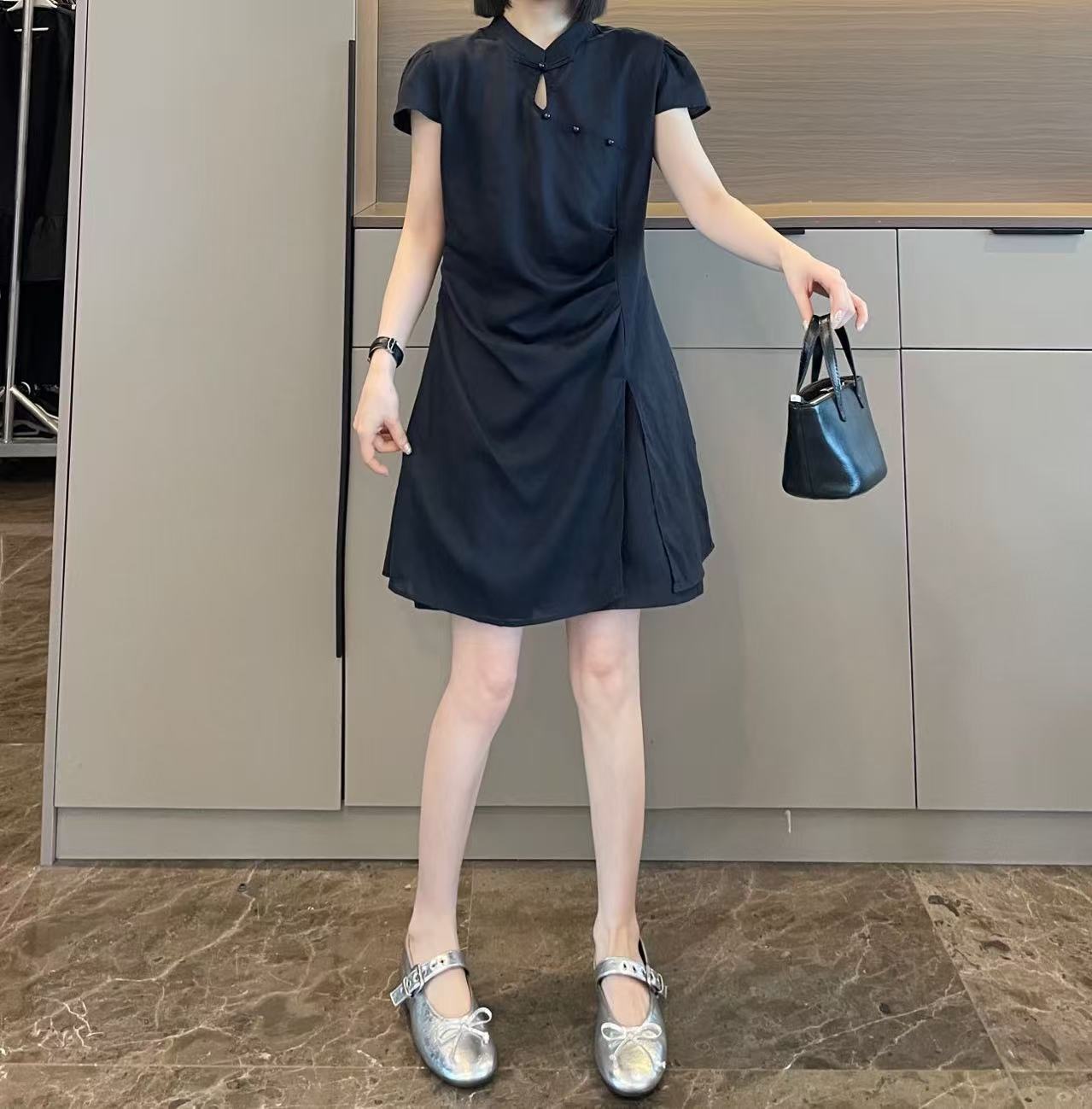 米可/MK-2605ZJ【新中式盘扣旗袍上衣短裤套装】时尚夏季新款套装