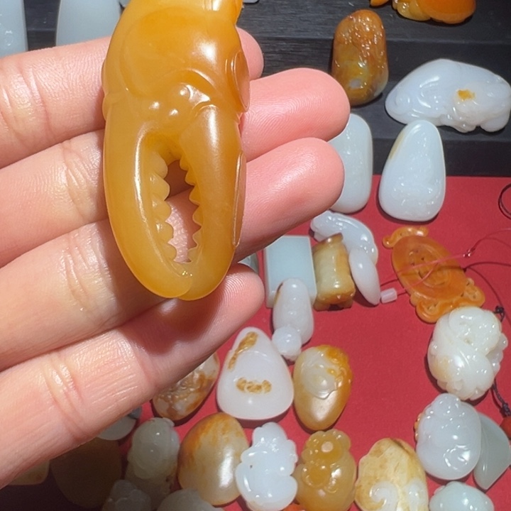 和田玉挂件未镶嵌河*