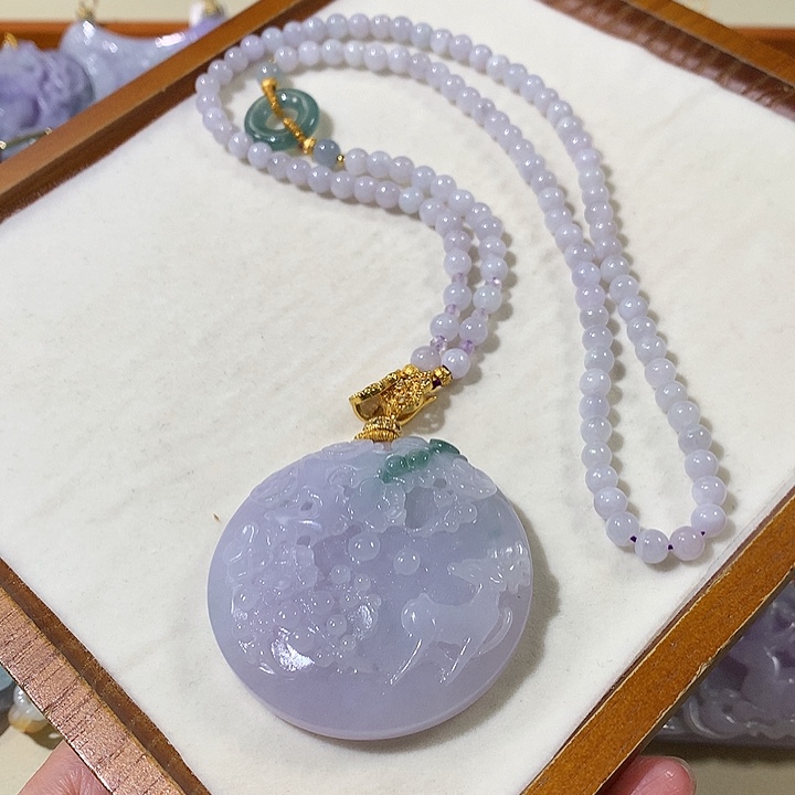 翡翠未镶嵌颈饰翡翠吊坠