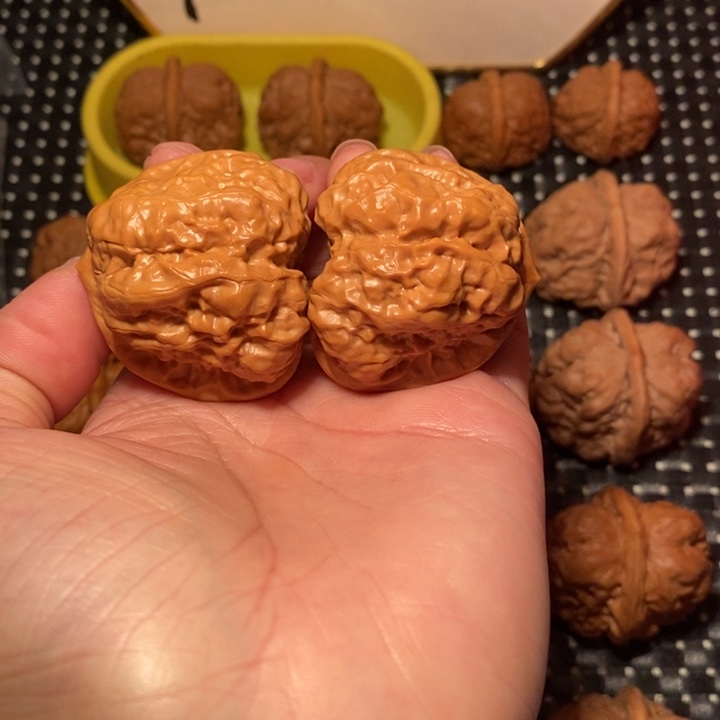 小***雄文玩核桃把件大八腿