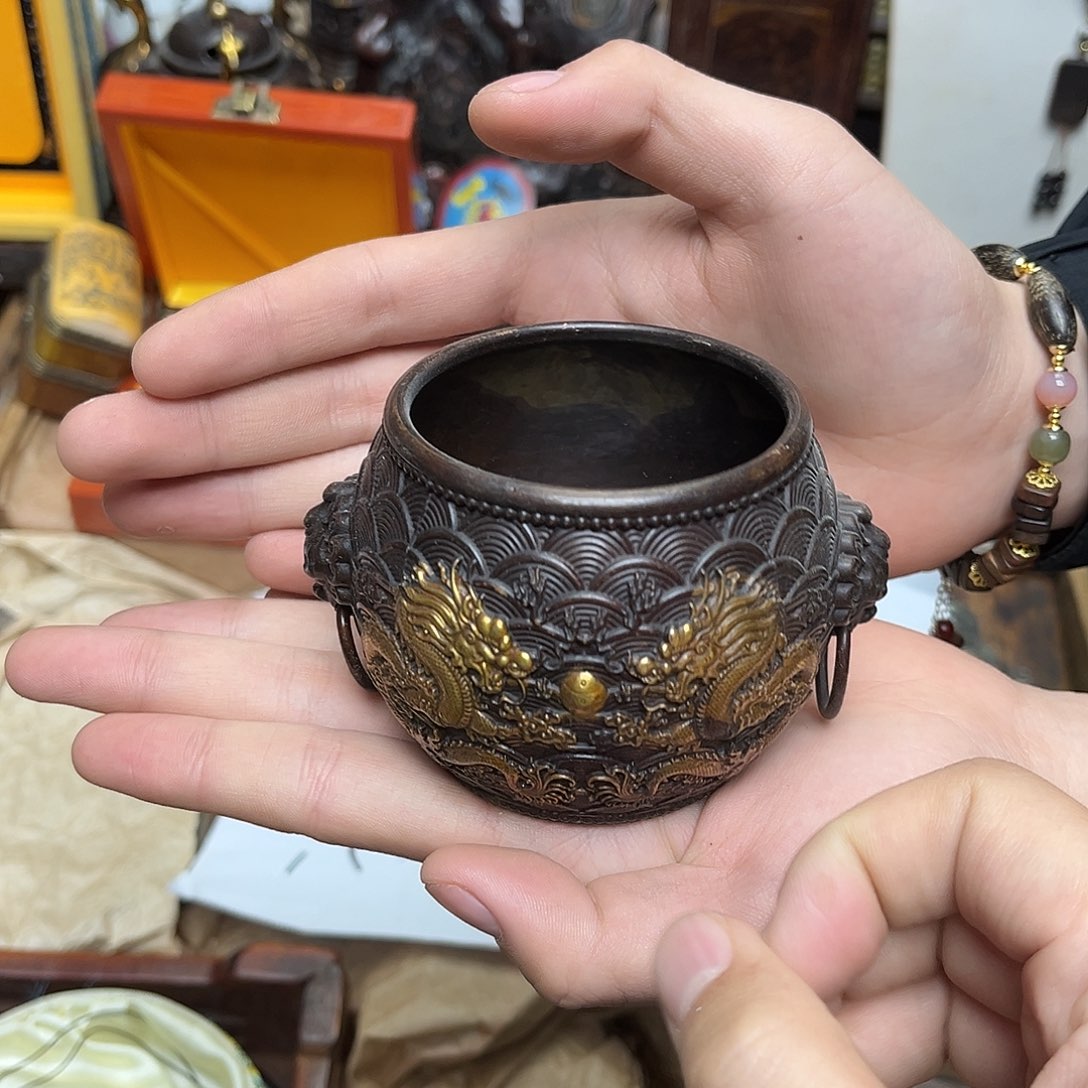 大叶紫檀（黑酸枝木类）