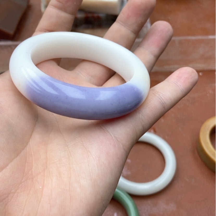 【闪购商品】石英质玉手镯58未镶嵌