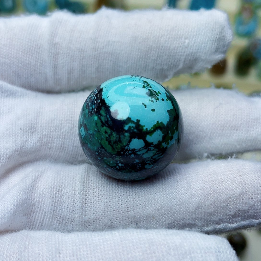 绿松石颈饰未镶嵌