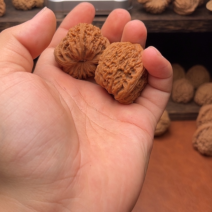 无***～吊坠文玩核桃南疆石天残