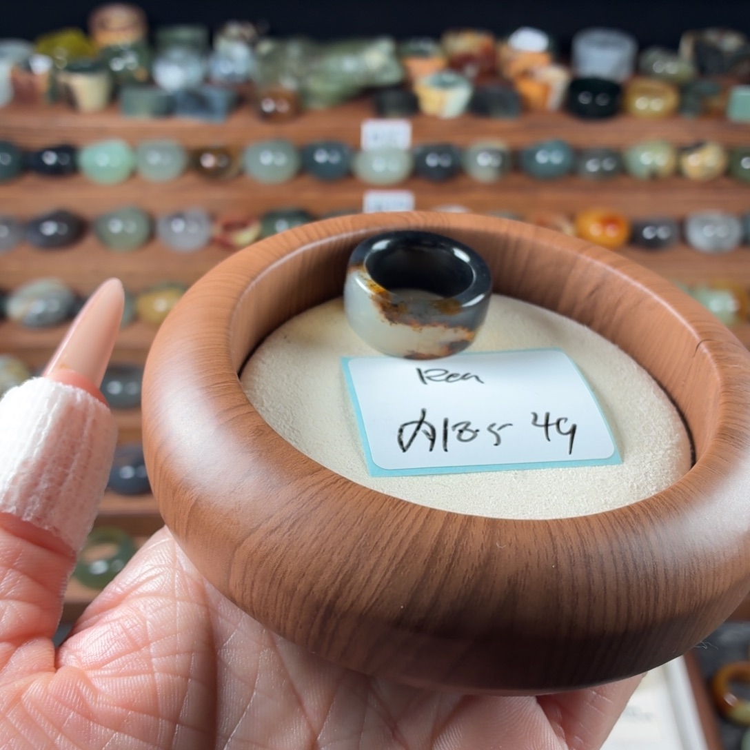 R***r蛇纹石玉未镶嵌戒指