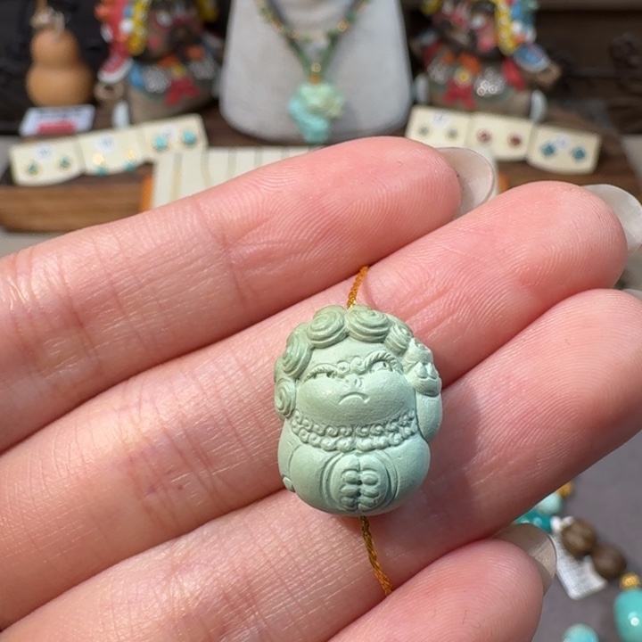 绿松石未镶嵌貔貅雕刻件