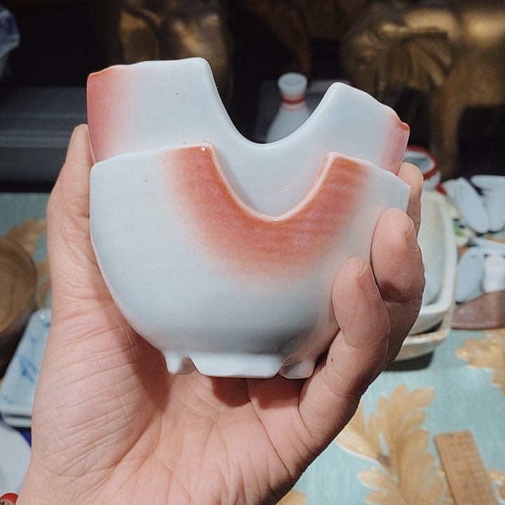 瓷片新年快乐。万事如意