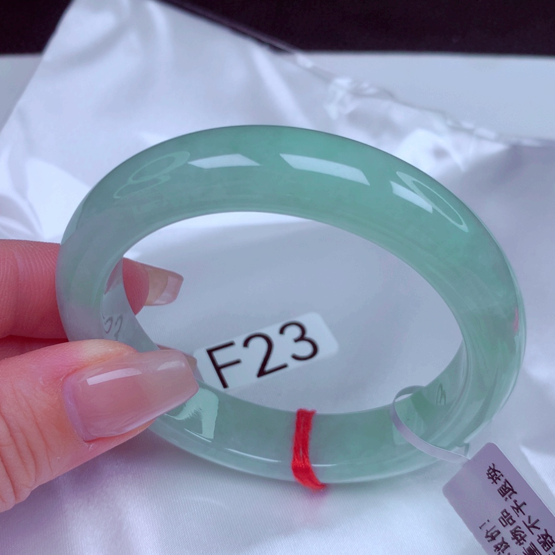 翡翠未镶嵌手镯手镯