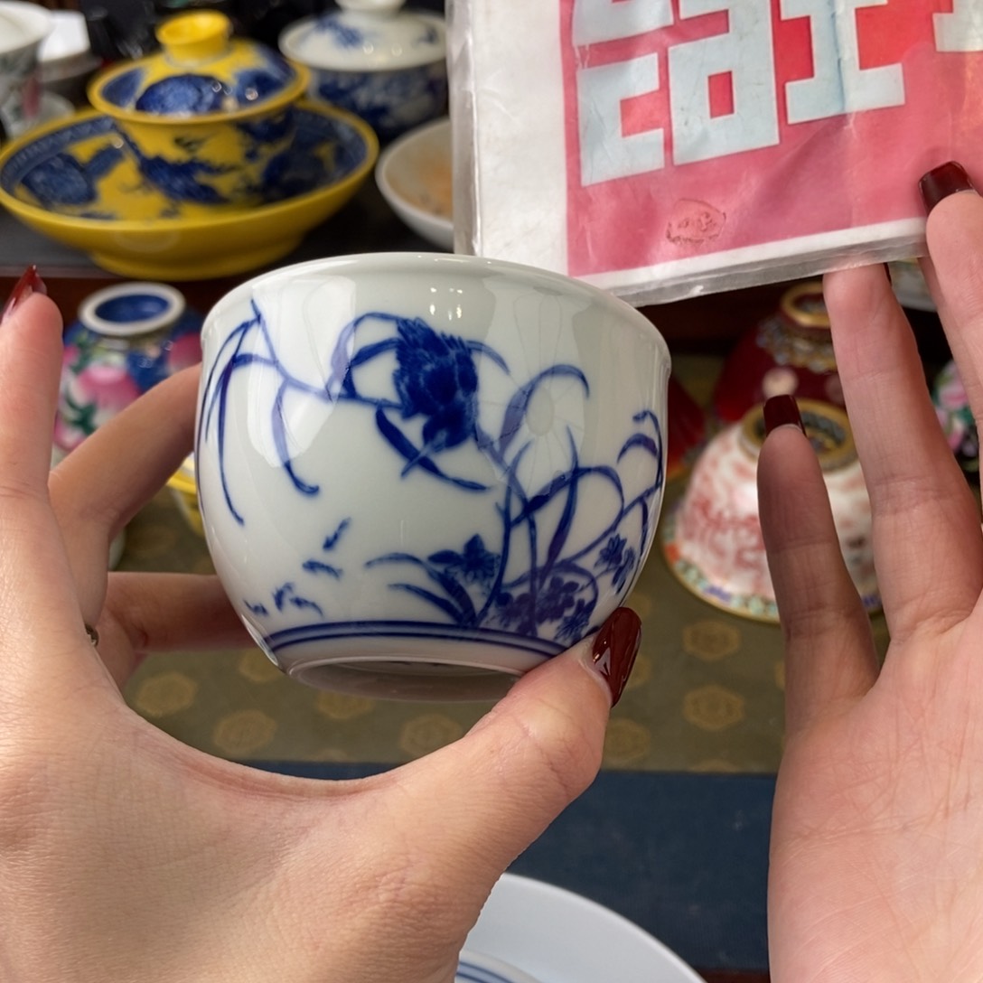 陶瓷艺术家的作品是一种