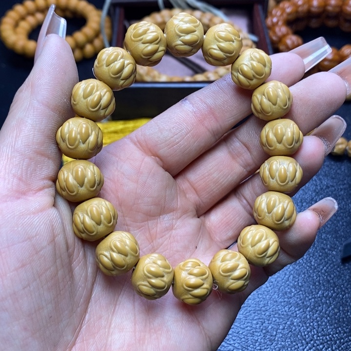 猴头核桃手串猴头