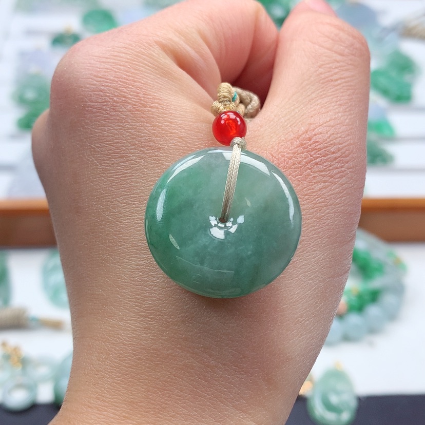 【闪购商品】翡翠吊坠(不含链)未镶嵌