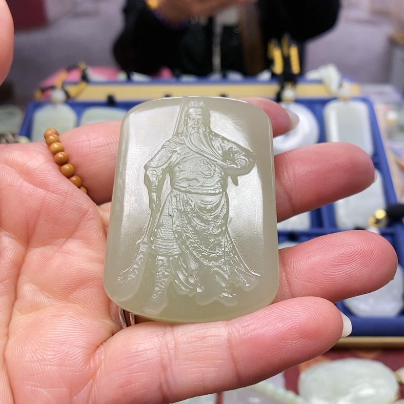 【闪购商品】和田玉颈饰未镶嵌燕***飞