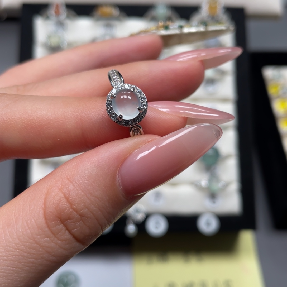 W***2翡翠银S925镶嵌戒指99999290