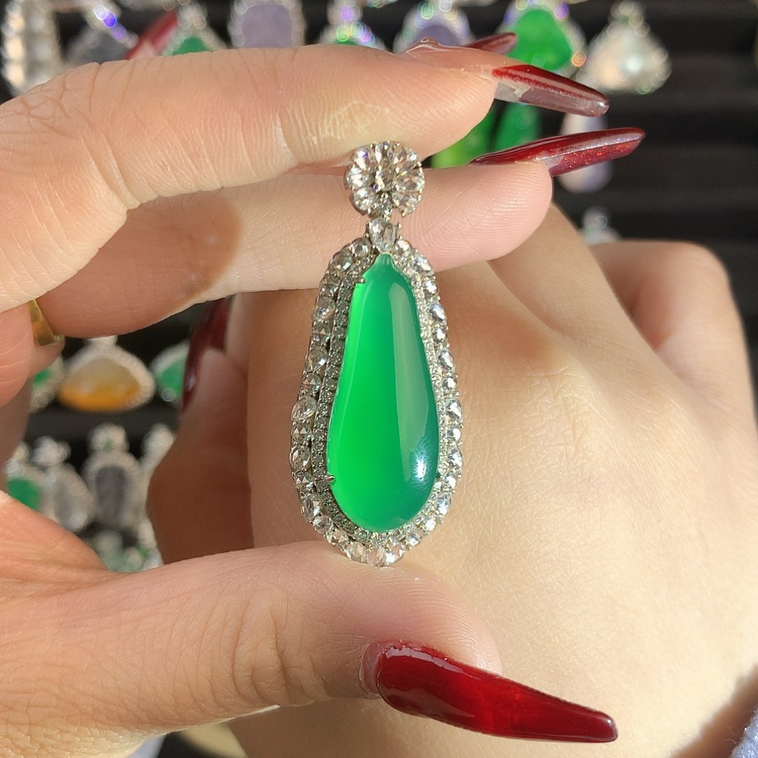 玛瑙/玉髓颈饰银S925镶嵌