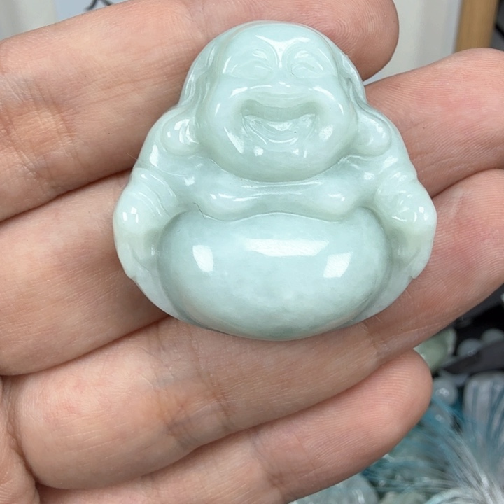 翡翠挂件未镶嵌翡翠