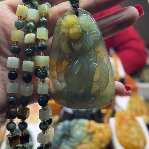 岫玉挂件未镶嵌挂件