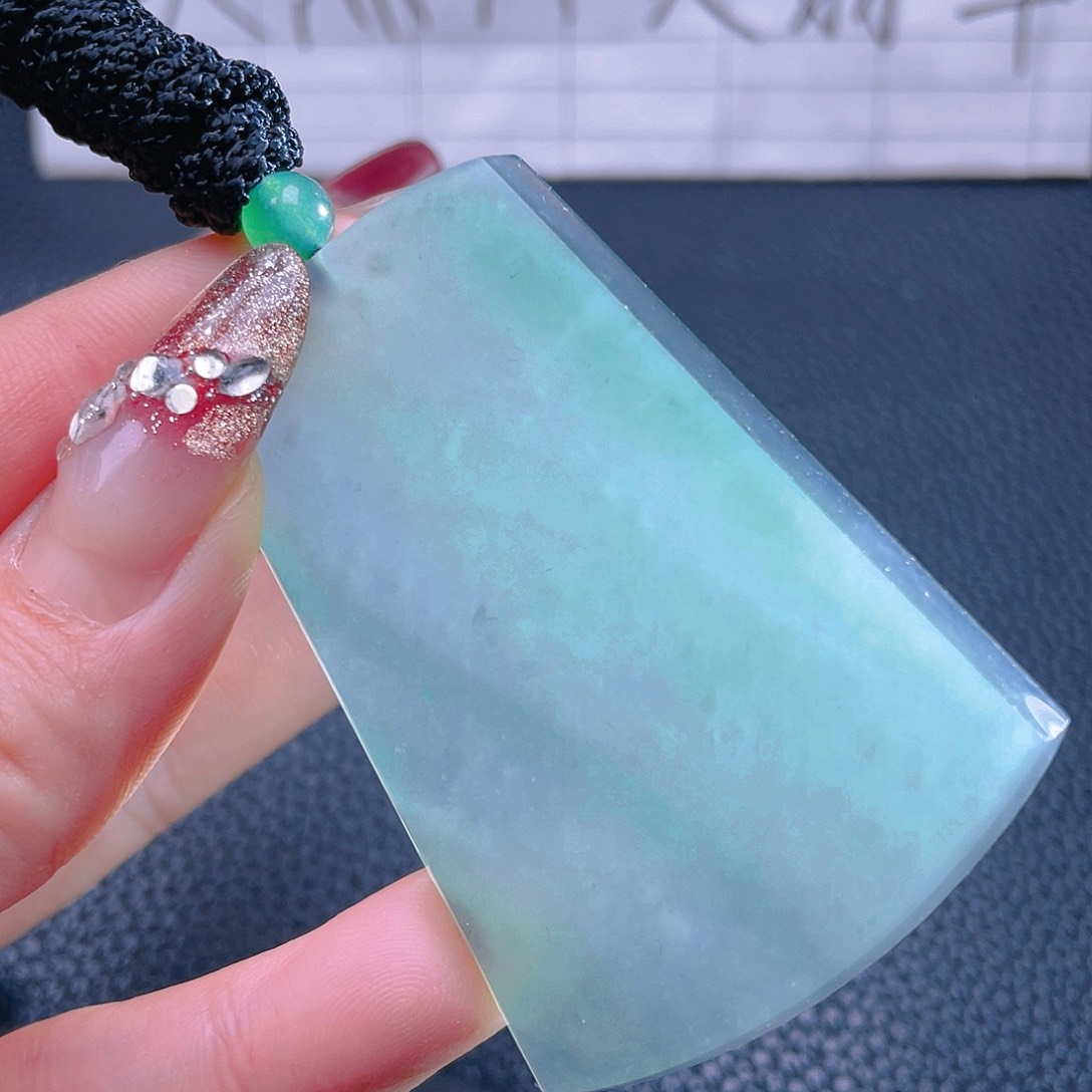 翡翠颈饰未镶嵌8888888888888